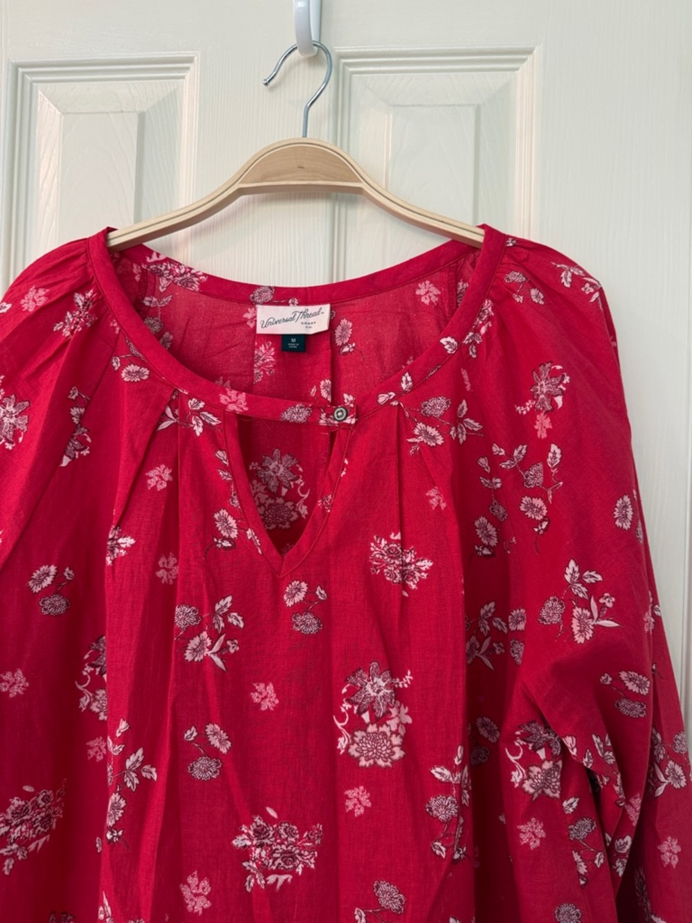 Universal Thread Bright Red Floral Split-Neck Tunic